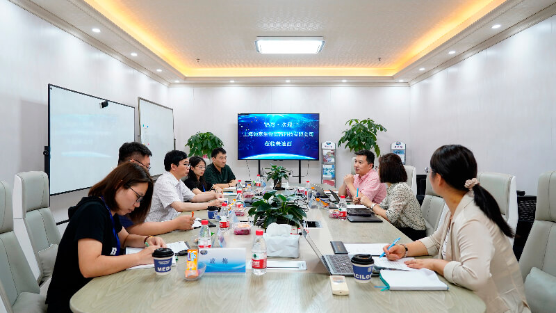DMPK团队再获客户赞誉，领泰生物CEO冯焱博士亲临贝斯特全球最奢华的游戏平台授奖.jpg