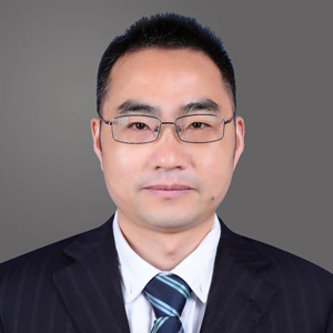 邱小龙--博士.jpg 邱小龙--博士.jpg